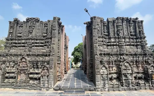 Ramalingeswara Temple Tadpatri, Southern bank of the Penna River, Tadipatri, Sri Sathya Sai, Andhra Pradesh