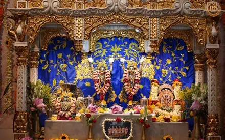 Panihati Mahotsavtala Radha Krishna Temple, Mahotsavtala / Ramkrishna Pally / Gauranga Ghat Road, Panihati, North 24 Parganas, West Bengal