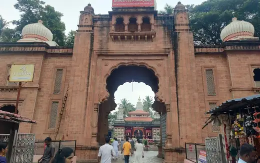 Sangli Ganpati Temple (Ganpati Panchayatan), Ganapati Peth, Sangli, Maharashtra