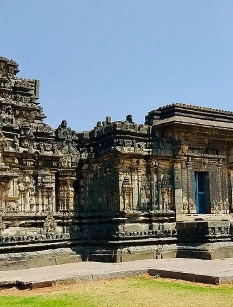 Kasivisvesvara Temple Lakkundi