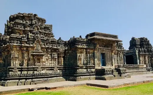 Kasivisvesvara Temple Lakkundi, Southern part of Lakkundi village, Lakkundi, Gadag, Karnataka