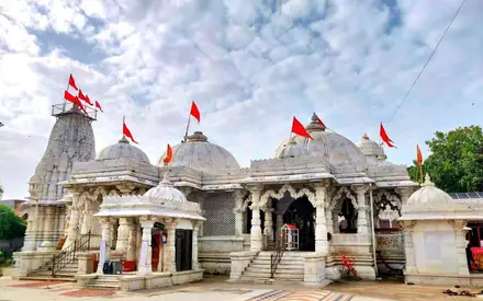 Bahucharaji Temple (Shakti Peeth), Mansarovar / Mehsana-Becharaji Highway area, Becharaji, Mehsana, Gujarat