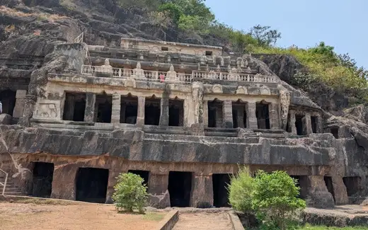 Undavalli Cave Temple, Tadepalle Mandal, Undavalli, NTR District, Andhra Pradesh
