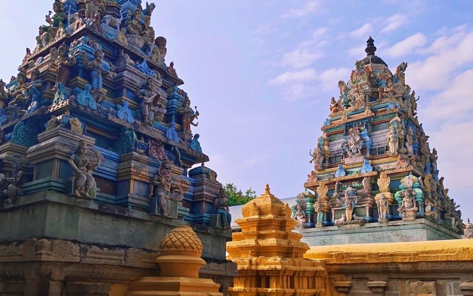 Sri Lakshmi Narasimha Swamy Temple Kadiri, Center of Kadiri town, near National Highway 42 (NH-42), Kadiri, Sri Sathya Sai, Andhra Pradesh