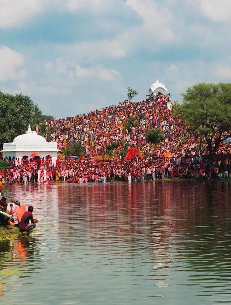 Charbhuja Nath Temple Garhbor