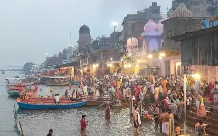 Vishram Ghat Temple, Vishram Ghat Road, Vishram Bazaar, near Dwarkadhish Temple, Mathura, Uttar Pradesh