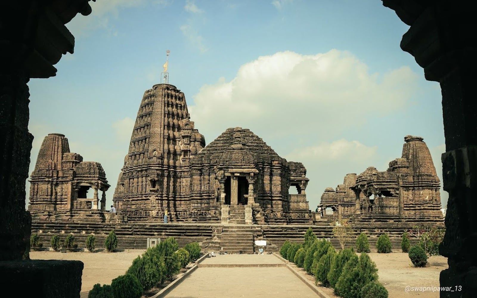 Gondeshwar Temple Sinnar, Northeastern section of Sinnar town, near Tahsil Karyalay and government hospital area, Sinnar, Nashik, Maharashtra