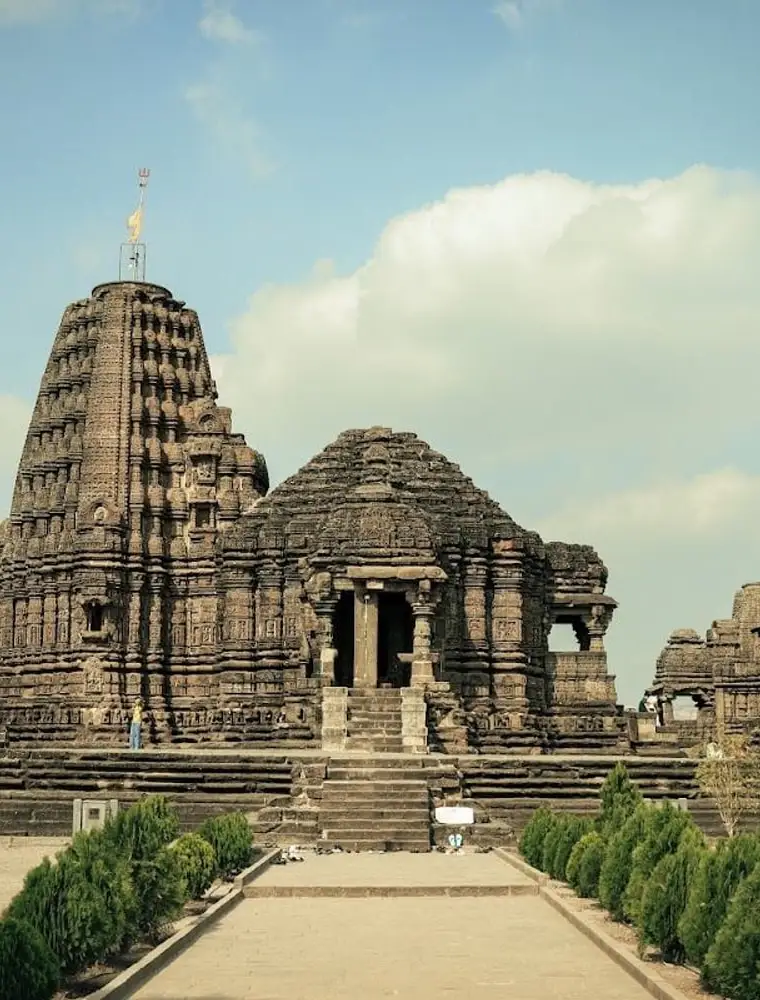 Gondeshwar Temple Sinnar