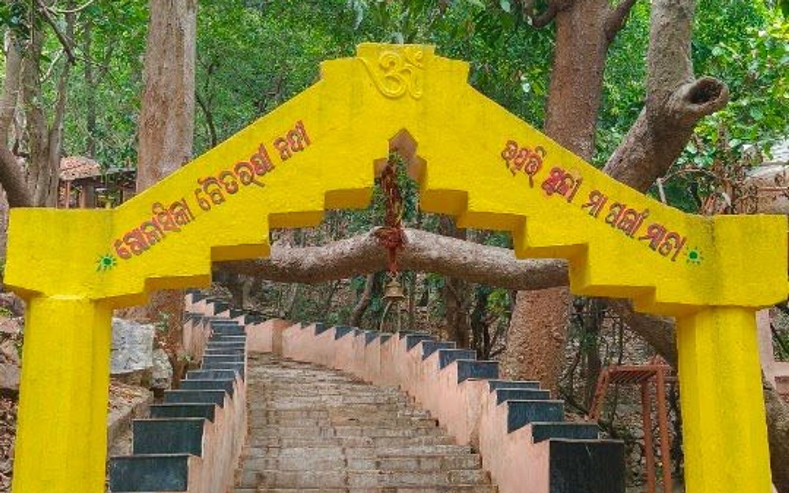 Gonasika Temple, Gonasika (also spelled Gonasikha / Guptaganga locality), Keonjhar, Odisha