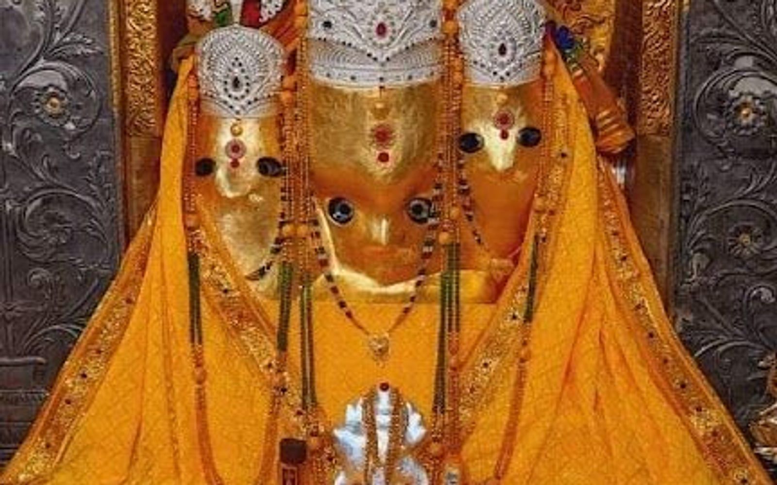 Pitambara Peeth (Baglamukhi Temple) Datia, Bus Stand Road / Near Datia Railway Station, Datia, Madhya Pradesh
