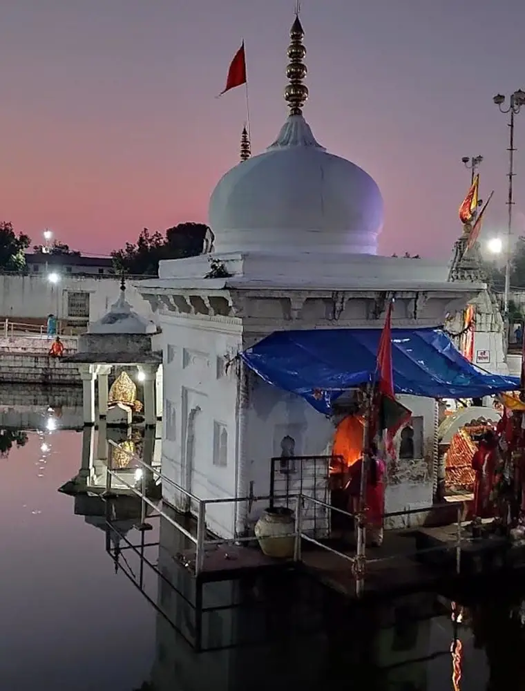 Narmada Udgam Temple Amarkantak