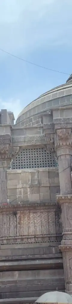 Mohiniraj Temple Nevasa