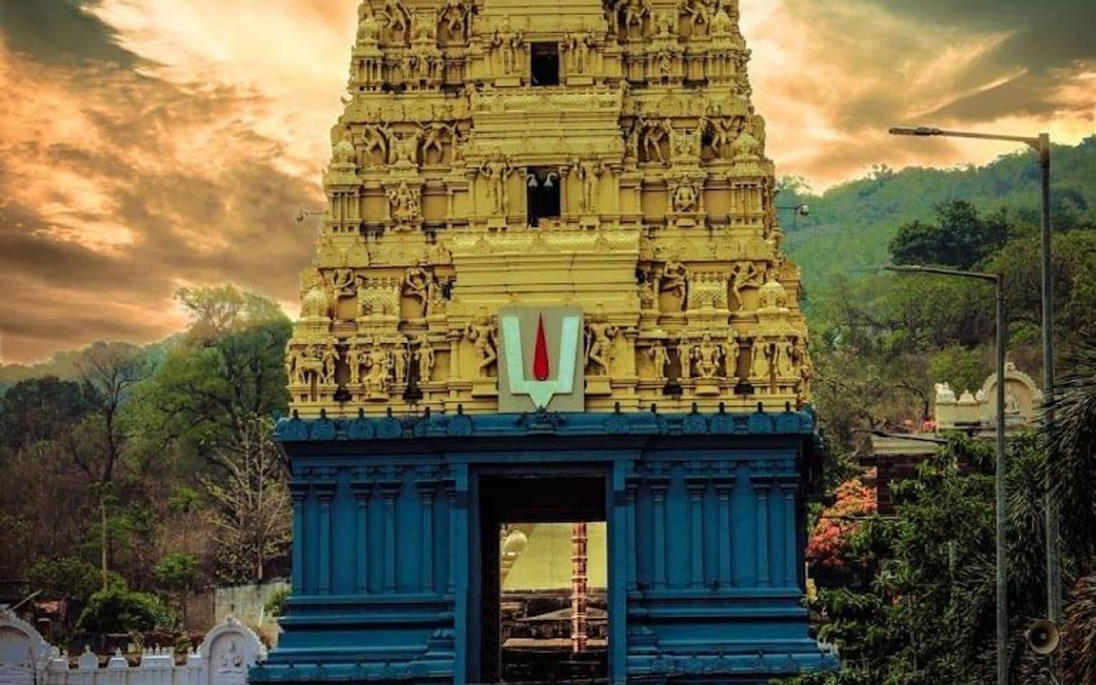 Sri Varaha Lakshmi Narasimha Swami Temple, Simhachalam, Visakhapatnam, Andhra Pradesh