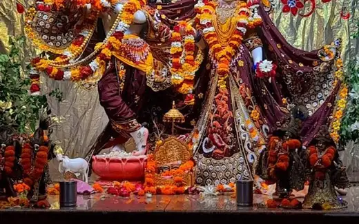 ISKCON Temple Lucknow, Sushant Golf City, Sector F, Ansal API, near Amar Shaheed Path and Jaipuria School, Lucknow, Uttar Pradesh