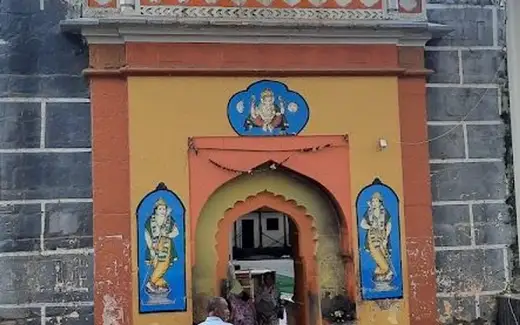 Sant Eknath Maharaj Samadhi Temple Paithan, Nath Galli, Nagar Palika area, Paithan, Chhatrapati Sambhajinagar, Maharashtra