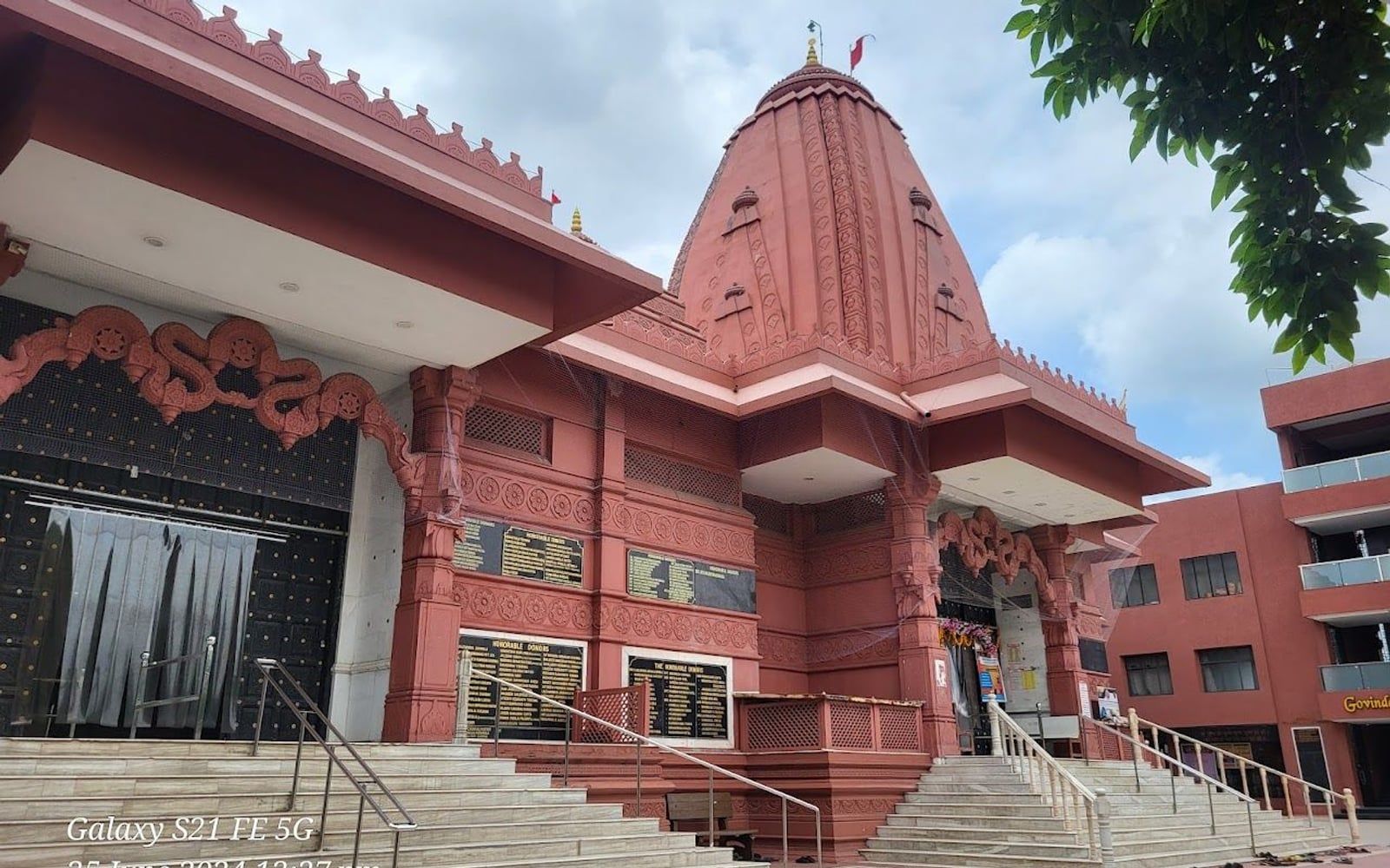 ISKCON Temple Surat, Ashram Road, Jahangirpura, Surat, Gujarat