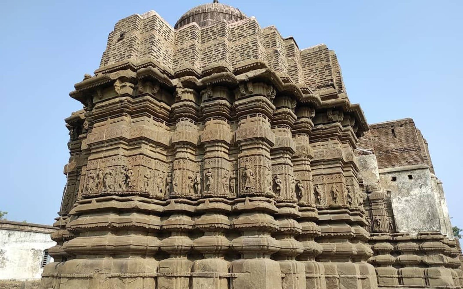 Changdev Maharaj Temple, Triveni Sangam (Tapi-Purna confluence), Changdev, Jalgaon, Maharashtra