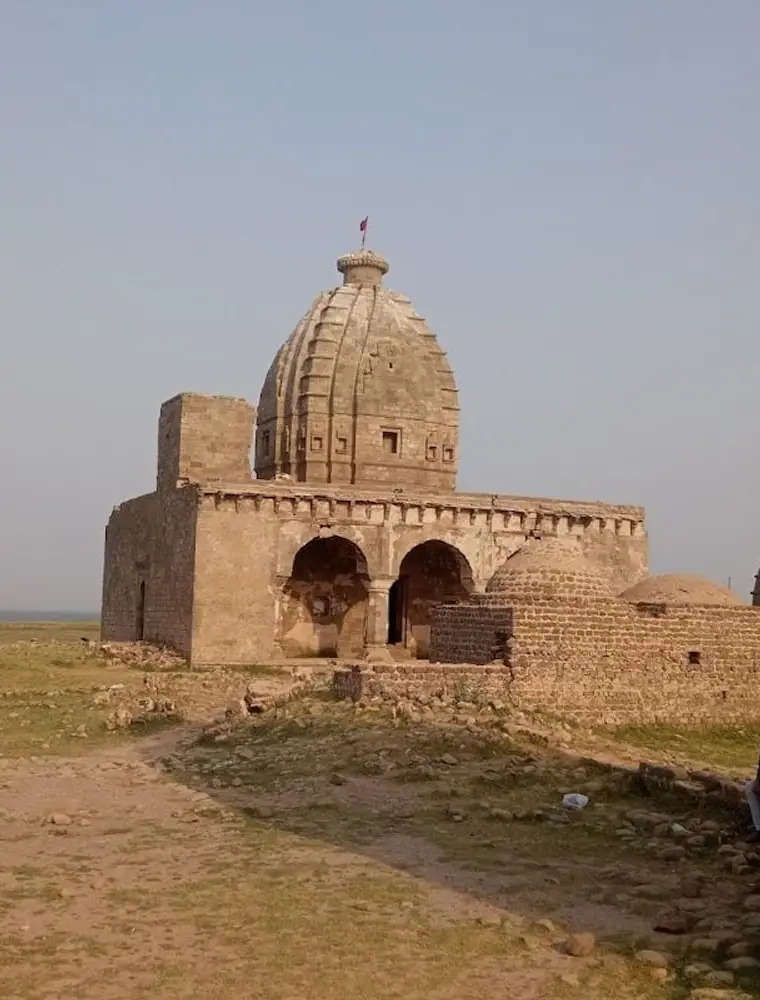Bathu Ki Ladi Temples