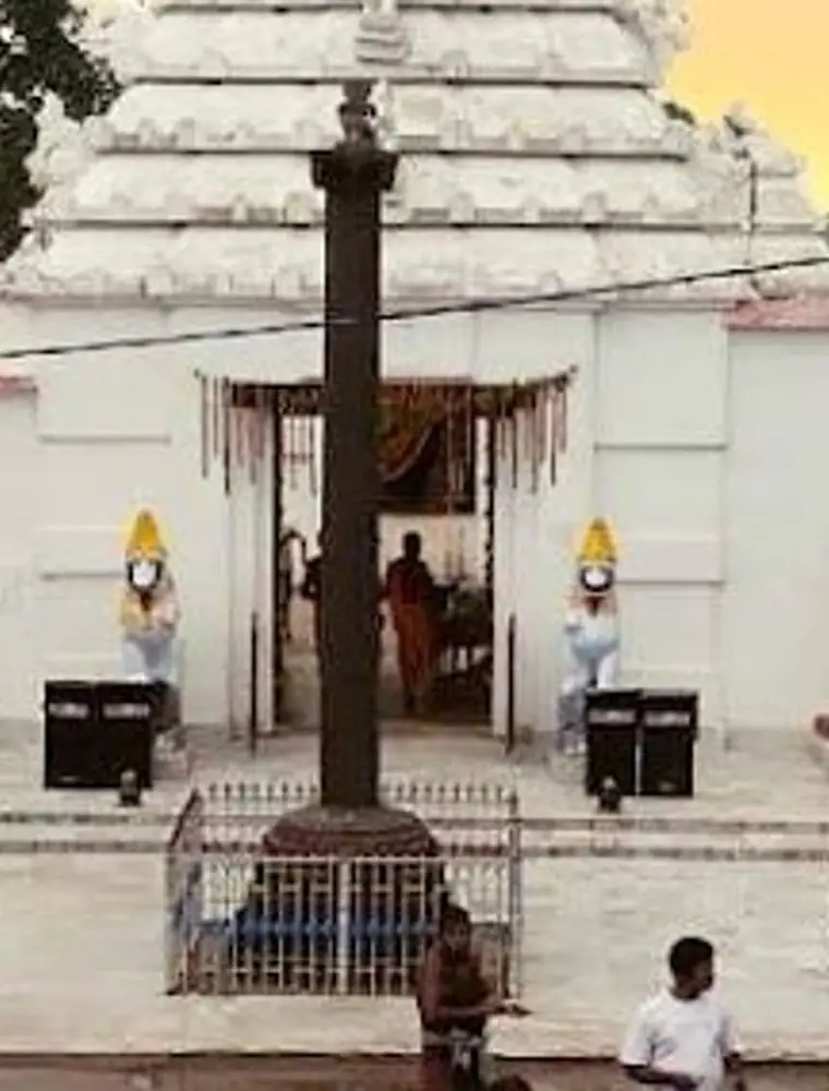 Dadhibamana Temple Kendrapara