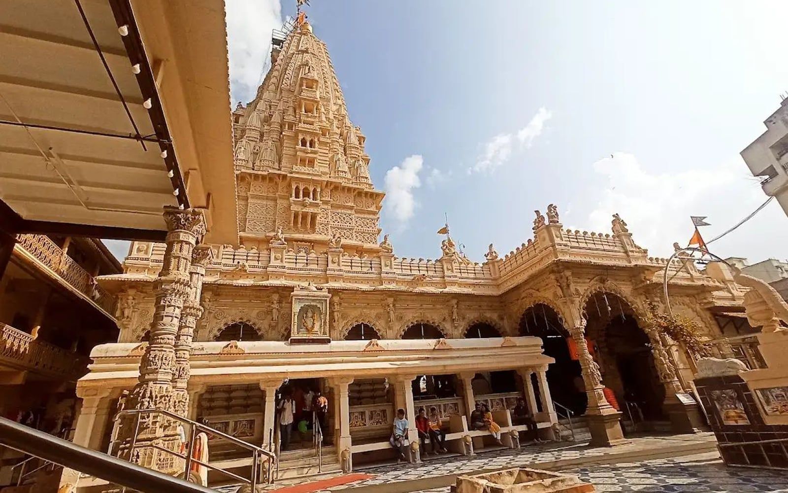 Babulnath Temple, Babulnath / Girgaon, Mumbai, Mumbai City, Maharashtra