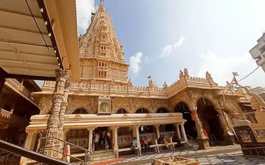 Babulnath Temple, Babulnath / Girgaon, Mumbai, Mumbai City, Maharashtra