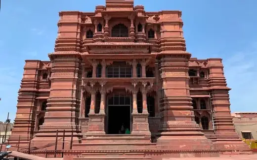 Govind Dev Temple, Vrindavan Khadar, near Raman Reiti, Vrindavan, Mathura, Uttar Pradesh