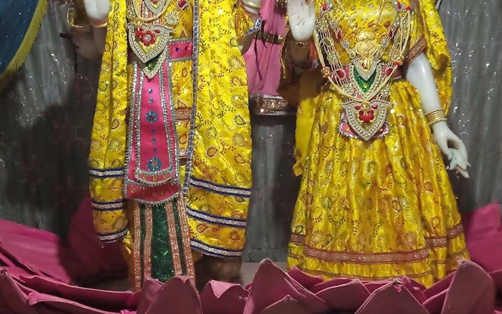 Girnar Amba Mata Temple, Mount Girnar / Ambaji Peak (near Bhavnath/Taleti foothills), Junagadh, Gujarat