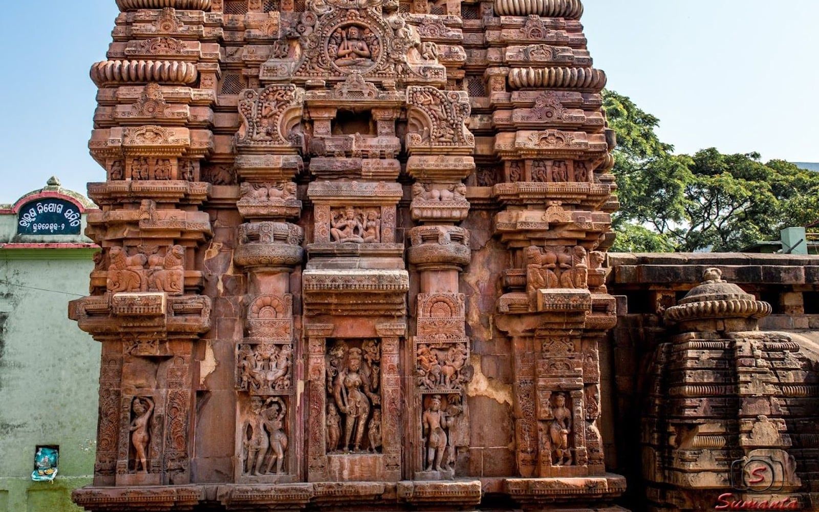 Sisireswara Temple, Old Town (Near Bindusagar tank / Barhadanda Road), Bhubaneswar, Khordha, Odisha