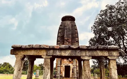 Banda Deul Temple, Off Raghunathpur-Cheliyama road, Banda, Purulia, West Bengal