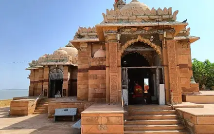 Koteshwar Mahadev Temple, Near Narayan Sarovar, overlooking Arabian Sea, Kori Creek, Koteshwar, Kutch, Gujarat