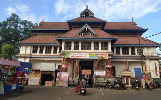 Chengannur Mahadeva Temple, Kizhakke Nada, Chengannur, Alappuzha, Kerala