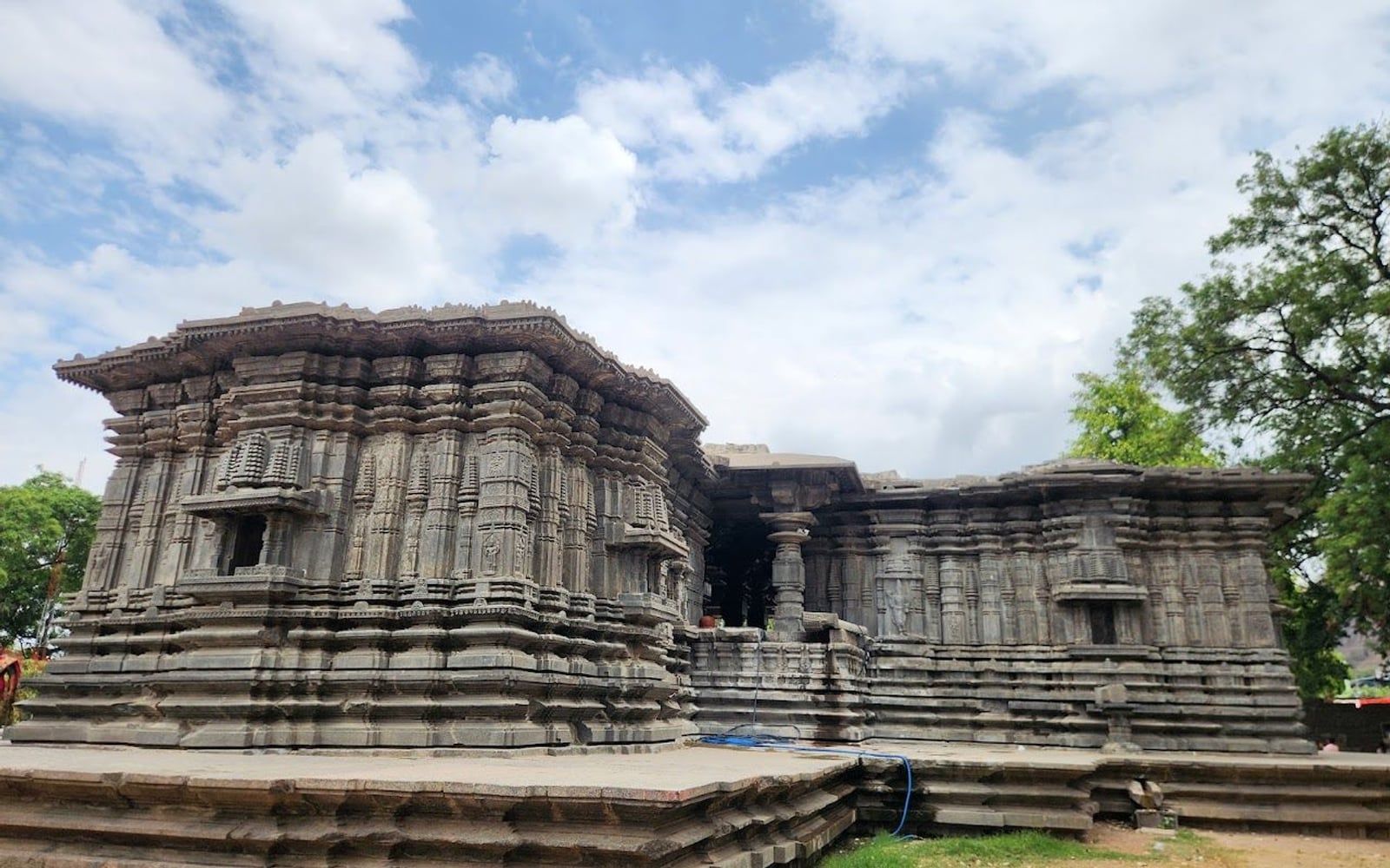 Thousand Pillar Temple Hanamkonda, Near the base of the Hanamkonda Hill, along the Hanamkonda-Warangal Highway, Hanamakonda, Warangal, Andhra Pradesh