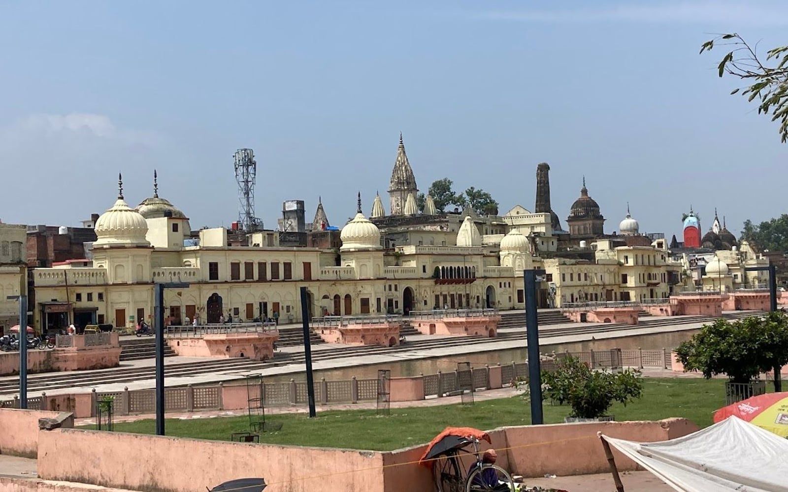 Nageshwarnath Temple, Ram Ki Paidi, near Theri Bazaar, Ayodhya, Uttar Pradesh