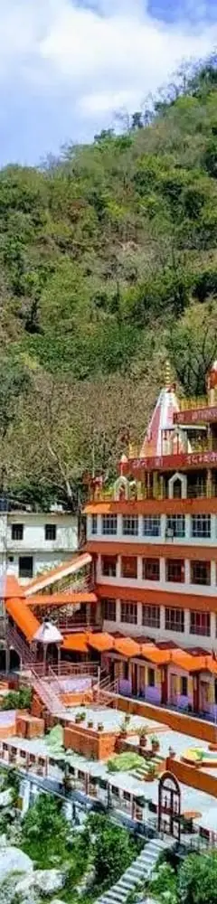 Trayambakeshwar Temple (Tera Manzil)