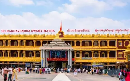 Sri Raghavendra Swamy Mutt Mantralayam, River Road / Manchala, Mantralayam, Kurnool, Andhra Pradesh
