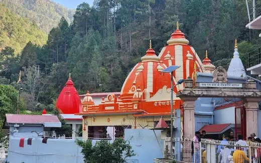 Kainchi Dham (Neem Karoli Baba Ashram Temple), Bhowali Range (Chaukhuta area), Kainchi village, Nainital, Uttarakhand