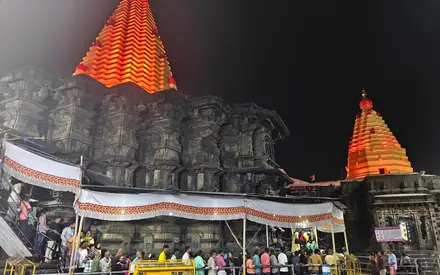 Mahalaxmi (Ambabai) Temple Kolhapur, B Ward / C Ward, near Bhavani Mandap along Mahadwar Road, Kolhapur, Maharashtra