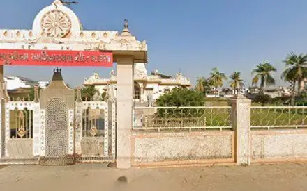 Swaminarayan Temple Bochasan, Near the Kheda-Bagodara Highway / Vasad-Bochasan region, Bochasan, Anand, Gujarat