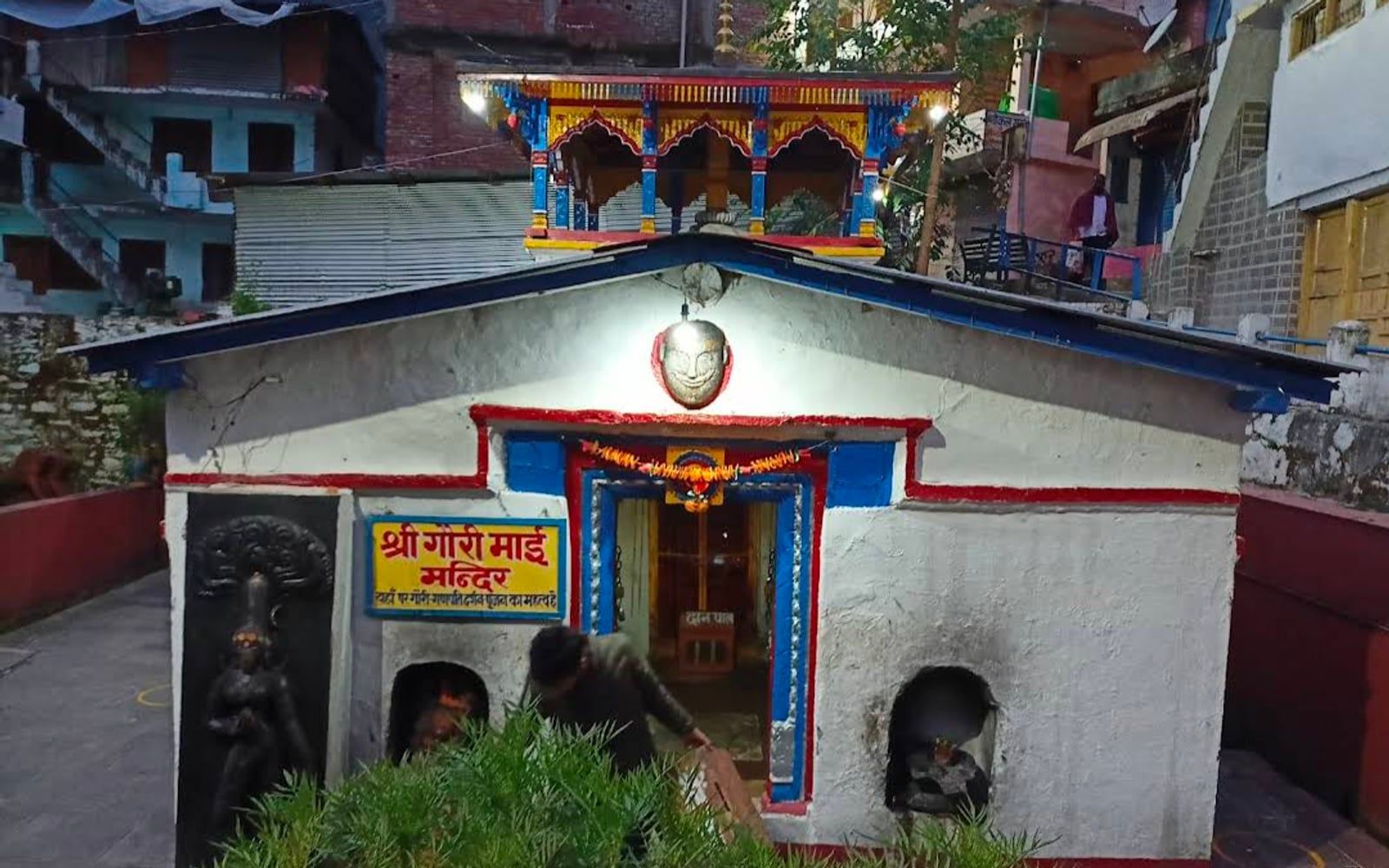 Gauri Devi Temple Gaurikund, Garhwal Himalayas, banks of Mandakini River, Sonprayag-Kedarnath Trekking Route, Gaurikund, Rudraprayag, Uttarakhand