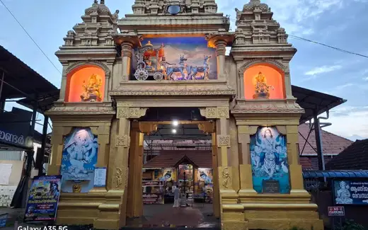 Thodupuzha Sree Krishna Swamy Temple, Heart of Thodupuzha town (off Temple Road), Thodupuzha, Idukki, Kerala