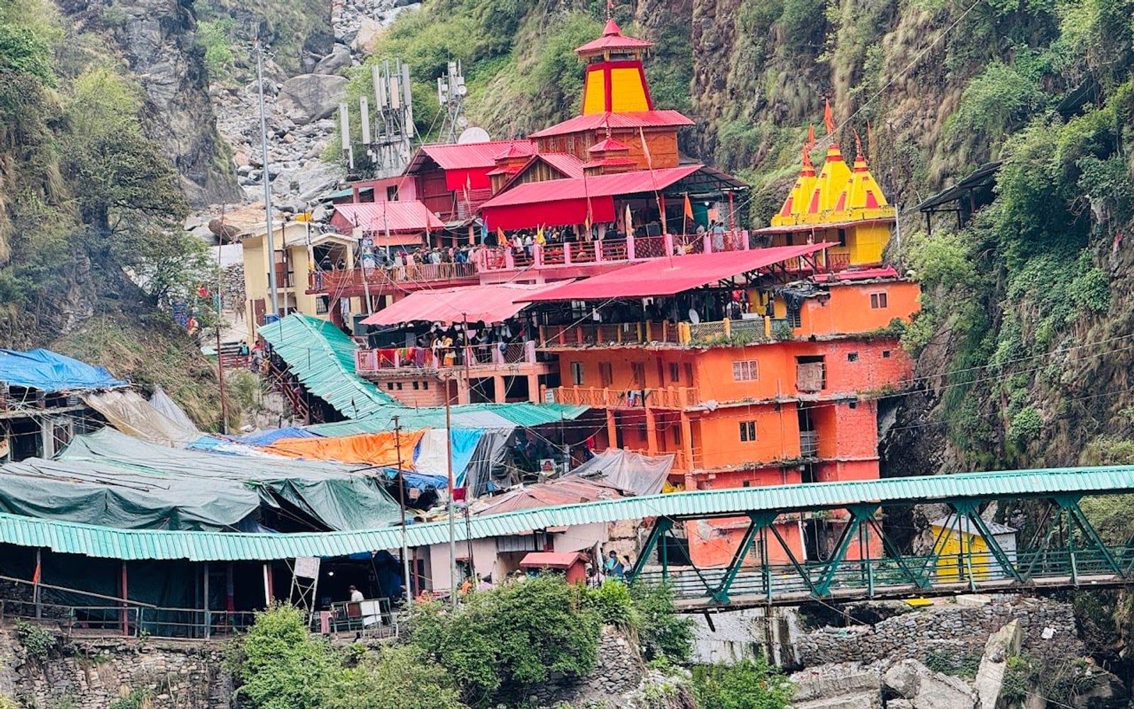 Yamunotri Temple, Garhwal Himalayas / Yamnotri Range, Yamunotri, Uttarkashi, Uttarakhand
