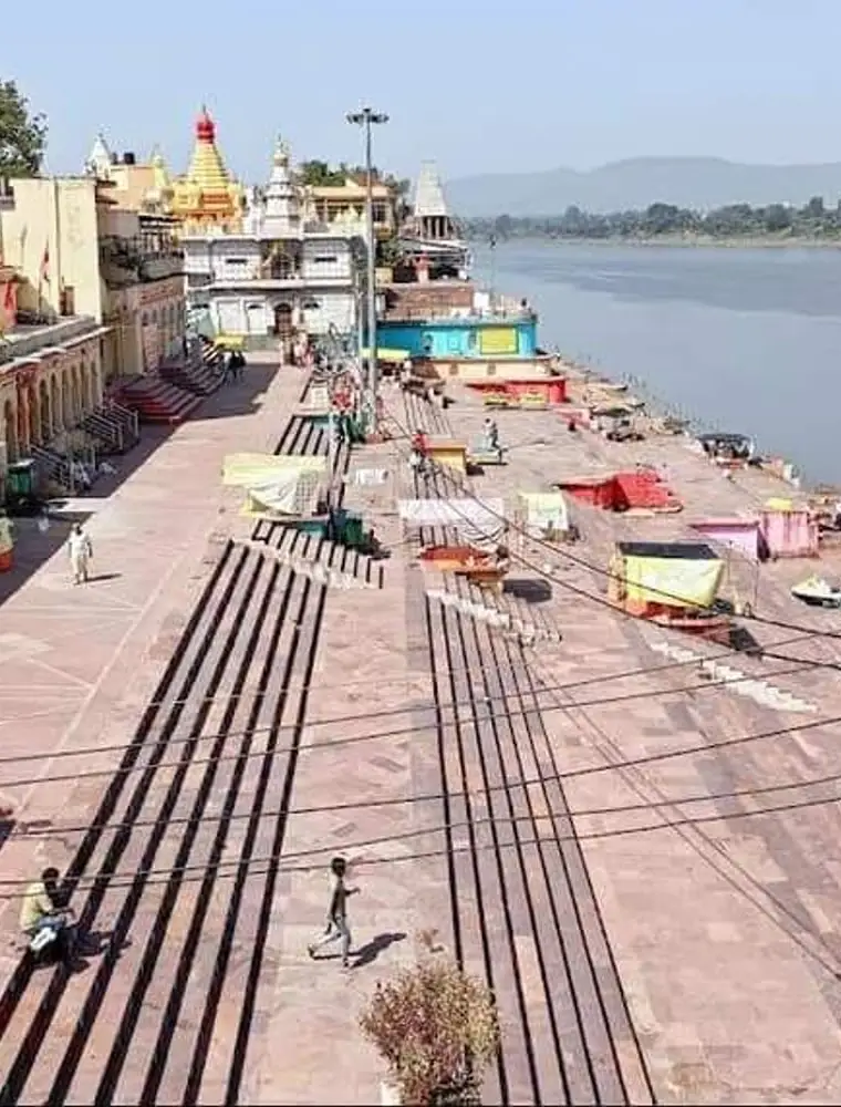 Sethani Ghat Temple Narmadapuram