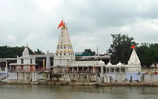 Pashupatinath Temple Mandsaur, Pashupatinath Mandir Road, near Dhan Mandi, northern banks of Shivna River, Mandsaur, Madhya Pradesh