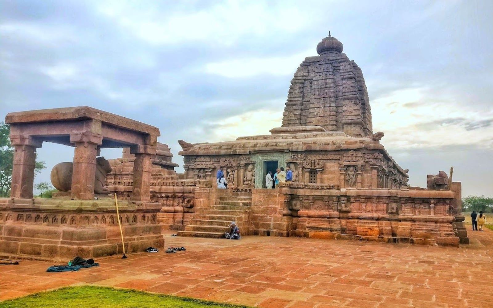 Sangameswara Temple Kudavelly, Near the western side of the Alampur temple cluster, Alampur, Jogulamba Gadwal, Telangana