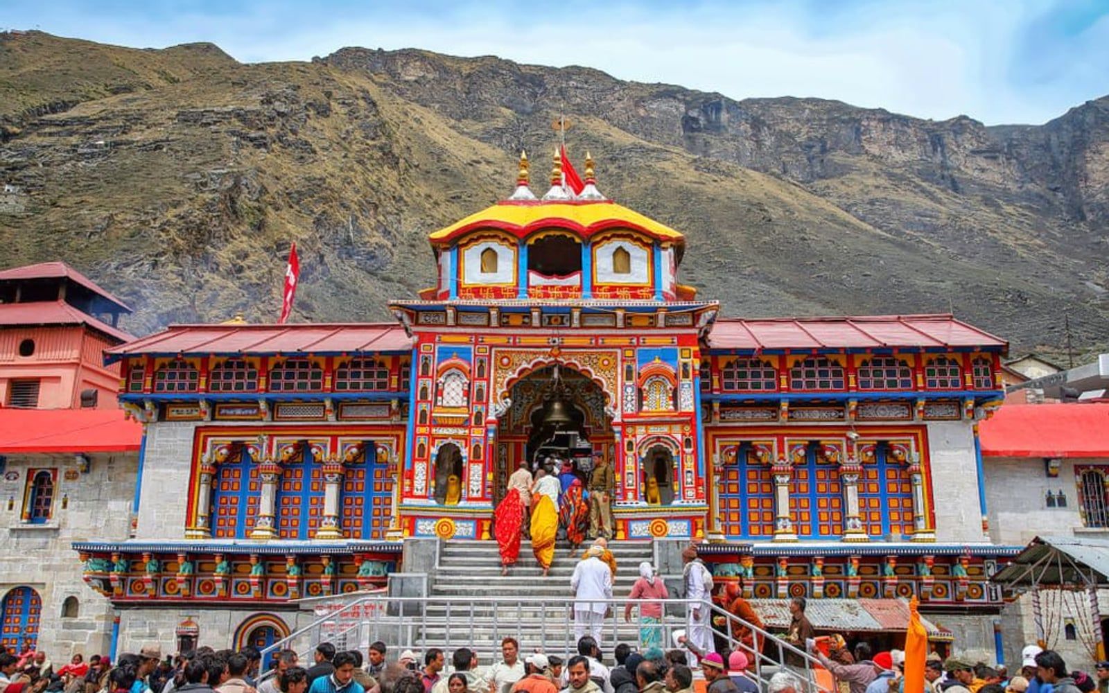 Badrinath Temple (Badri Vishal), Badri-to-Mata Murti Road, left bank of Alaknanda River, near Tapt Kund, Badrinath, Chamoli, Uttarakhand