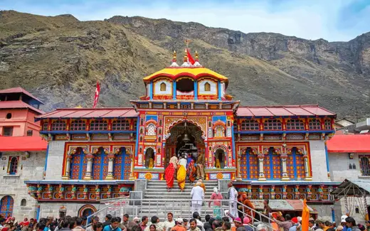 Badrinath Temple (Badri Vishal), Badri-to-Mata Murti Road, left bank of Alaknanda River, near Tapt Kund, Badrinath, Chamoli, Uttarakhand