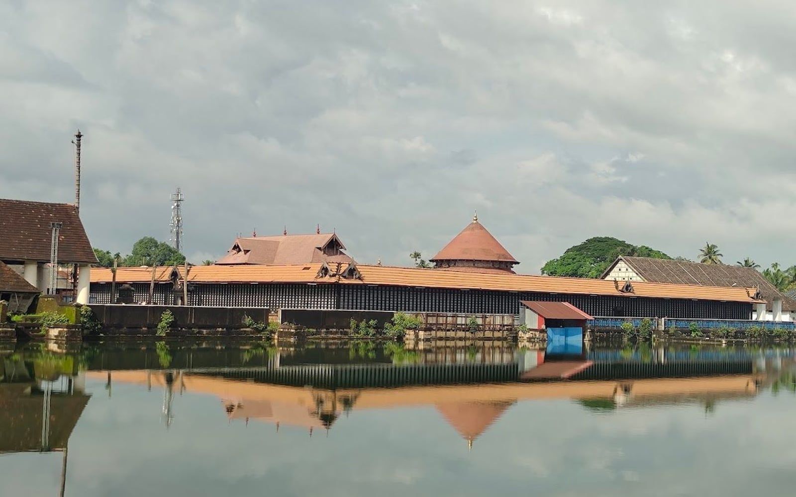 Koodalmanikyam Temple (Bharata Temple), Temple Nada Area, Irinjalakuda, Thrissur, Kerala